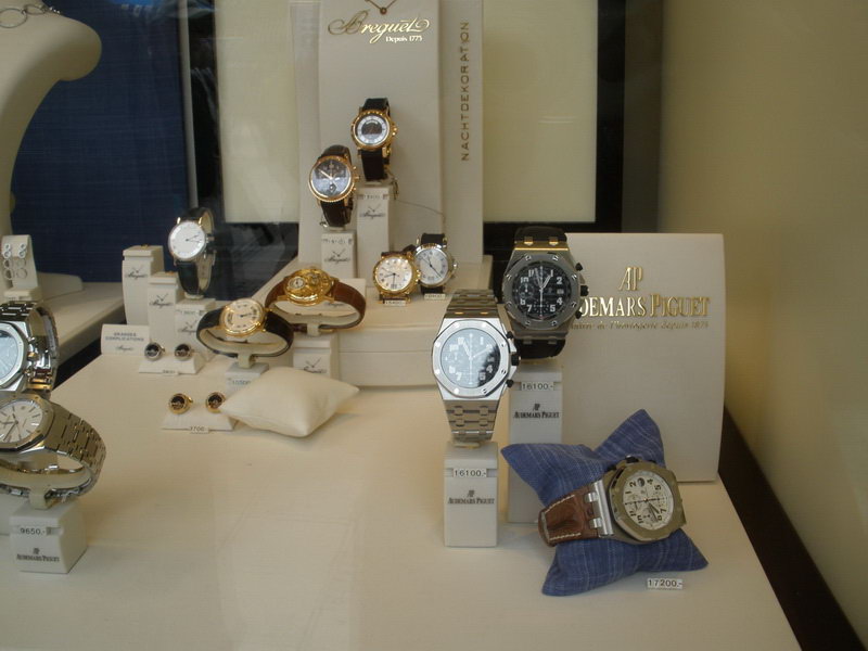 Подделка Swatch